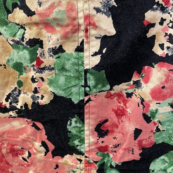 Talbot Sheath Dress size 2 Petites. Black floral V-neck sleeveless stretch dress - Picture 5 of 9